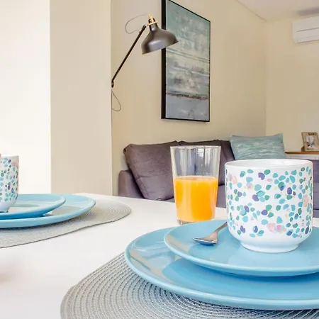 Trindade Modern Flat * Oporto